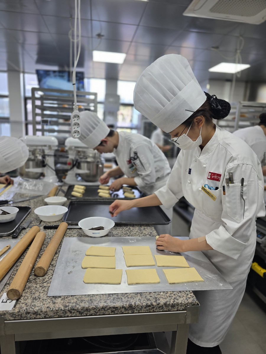 2025 Pâtisserie