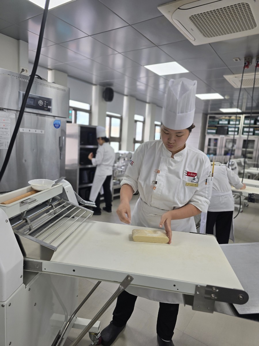 2025 Pâtisserie